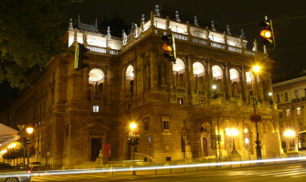 Operahuset (inkl 4 info punkter om Budapests operahus)